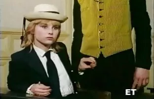 Férfi Ripka bor és maszturbálás pornó sör, Leslie önarckép