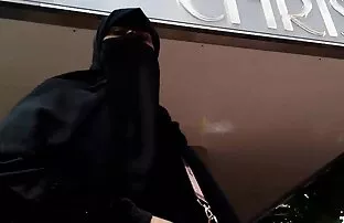 Ő konyhai sex boldog, hogy pénzt a testével