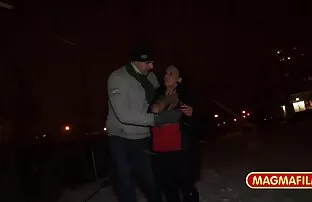Gyönyörű Lány sex lovaglás