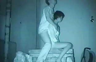 Felesége otthon a videa felnőtt filmek kanapén