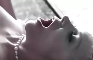 Szőke, két kakas ingyen letölthető pornó