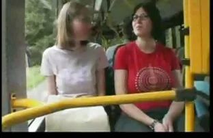 Cum az nagyi sex videok arcán