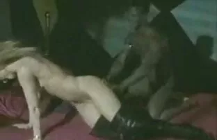 Boldog lány egy gecis pina férfival