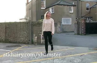 Ez durva porno jó lecke lesz a szőke gyilkosnak .