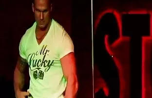 A srácok ültek a magyarul beszélő szex videók fürdőszobában szex felnőttek
